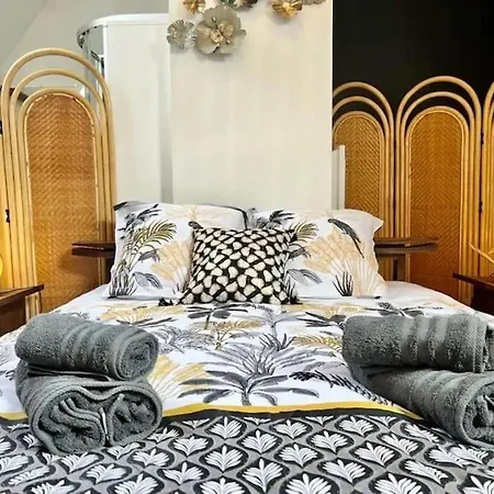 La P'tite Maison Les Tourelles Caffiers