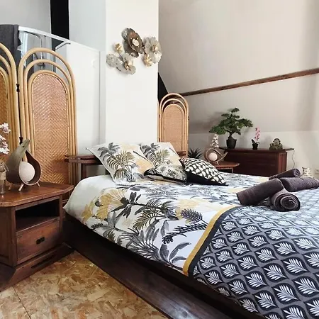 Domaine Les Tourelles - La Petite Maison Vakantiehuis Caffiers