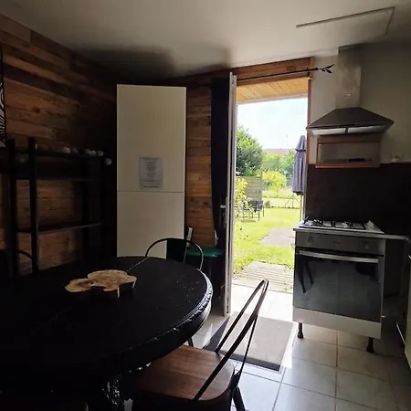 Vakantiehuis Domaine Les Tourelles - La Petite Maison Caffiers